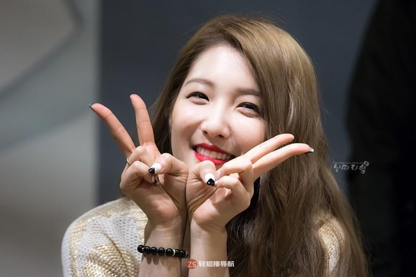 Nam Ji Hyun南智贤哪年正式出道?凭借怎样性感魅力俘获男性粉丝的心 Nam Ji Hyun南智贤哪年正式出道?凭借怎样性感魅力俘获男性粉丝的心?