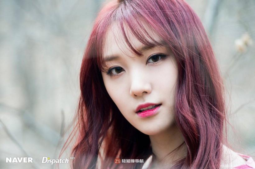 Roa金珉炅哪年跟随所属女团正式出道？拥有怎样美貌带给观众清爽感觉