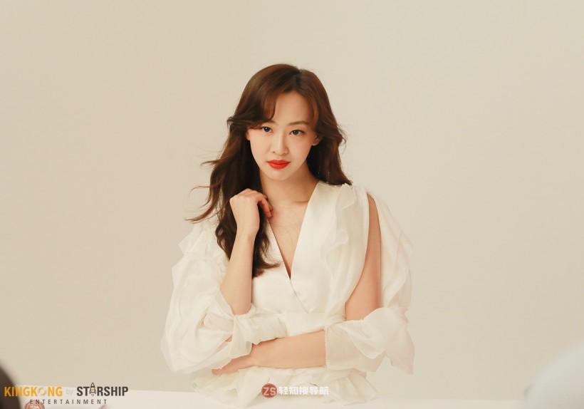 Dasom金多顺何时被所属韩娱公司选中顺利出道？隶属哪个女团组合成员？