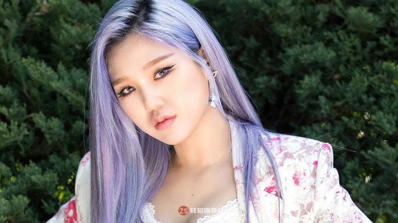 Mimi金美贤跟随哪个女团出道？她的艺名从何而来？何时决心成为歌手？