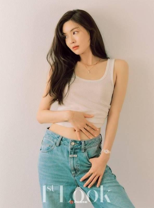 李先彬一组最新杂志写真近日在网上曝光，个性十足表情吸引广大粉丝目光