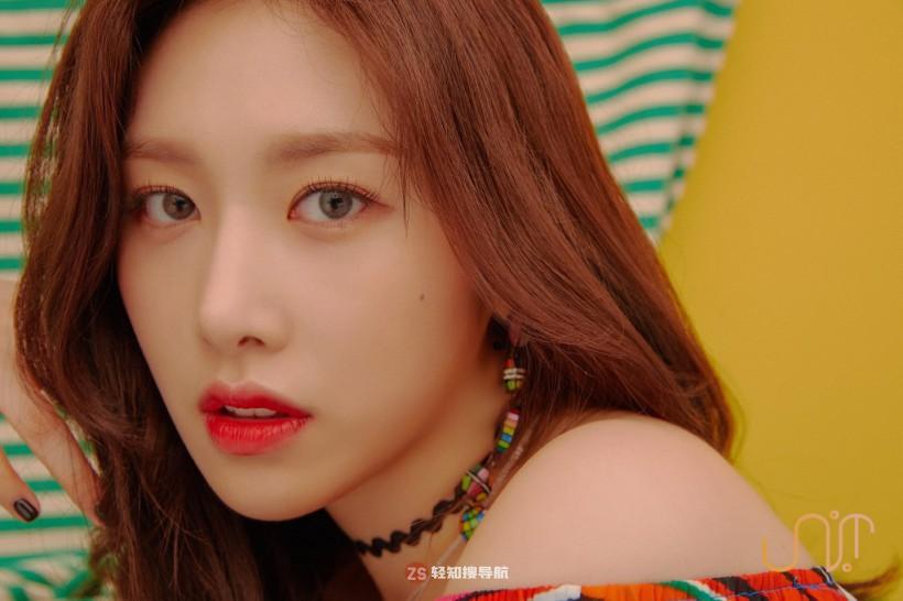 Eui Jin洪宜珍哪年跟随所属女团正式出道？她何时发行首张个人数位单曲