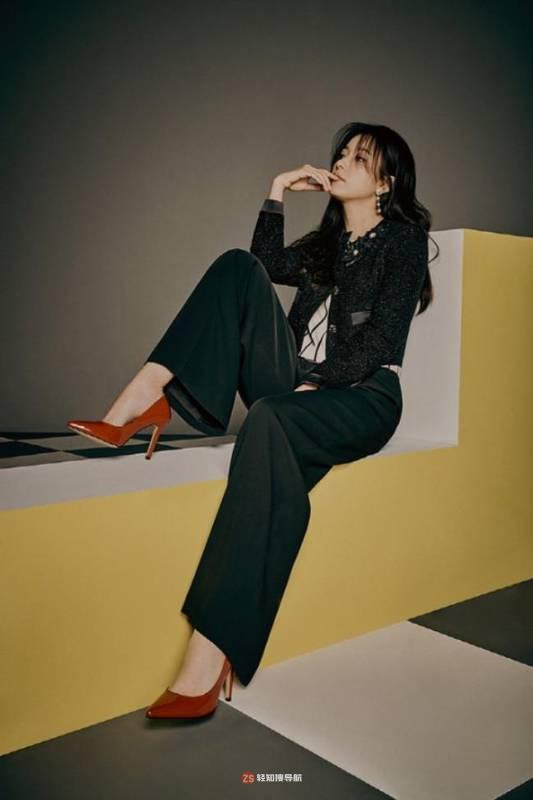 韩孝周为代言女装休闲品牌拍摄最新宣传照，职场知性女神气场画面感十足