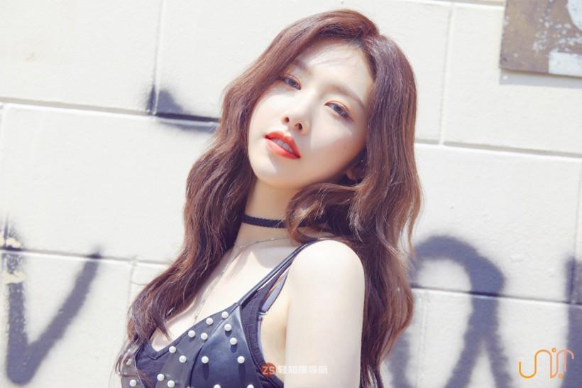 Hong Eui Jin洪宜珍隶属哪个女团成员?在哪首歌表现陷入爱河少女情感 Hong Eui Jin洪宜珍隶属哪个女团成员?在哪首歌表现陷入爱河少女情感?