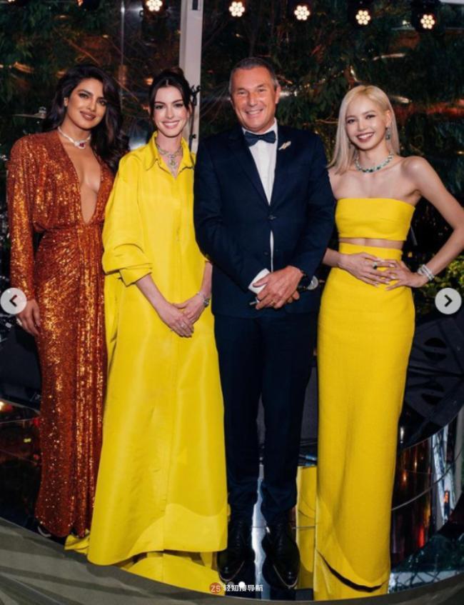 LISA近日发布一组她不久前在法国巴黎拍摄的写真，吸引了广大粉丝们目光