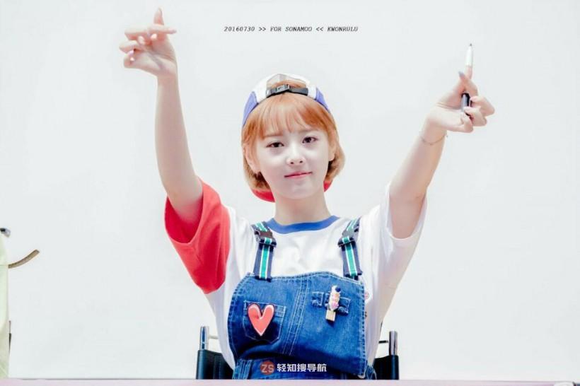 Yun Seon崔允瑄跟随哪个女团出道？艺名叫什么？何时因合约到期退出？