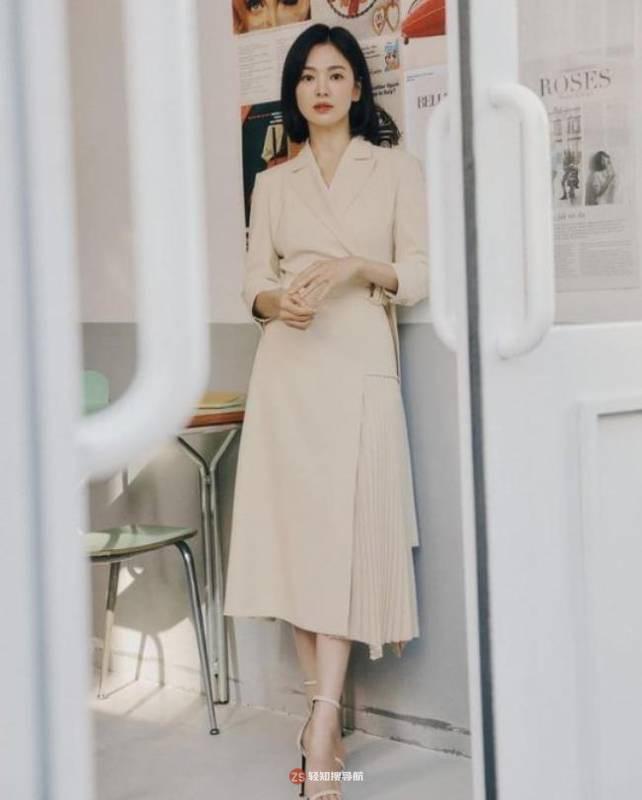 宋慧乔为代言女装品牌拍摄最新宣传照，女神气场加持！春夏打扮任意切换