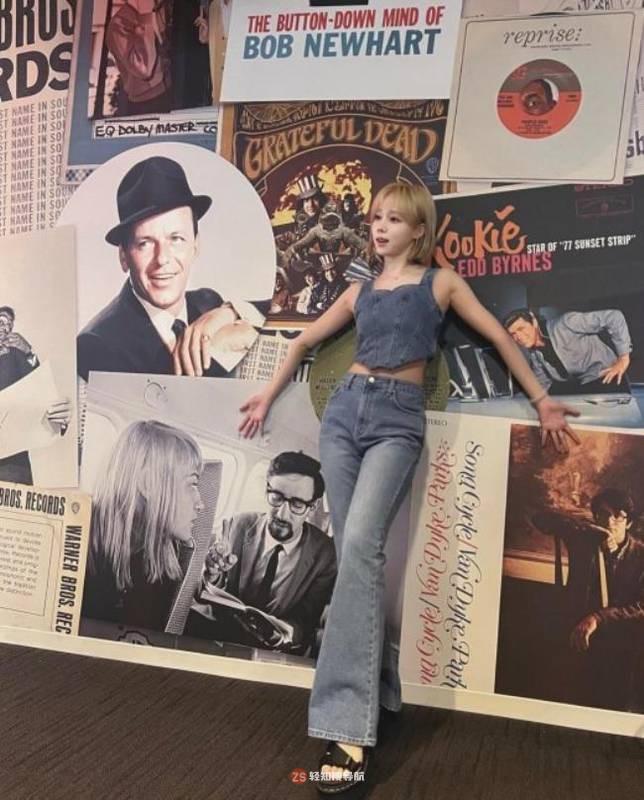 aespa成员WINTER近日在官方发布近照，展示其众美貌吸引广大粉丝目光