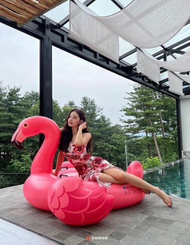 宋智雅近日在SNS发布一组近照，吸引了广大粉丝的目光！上个月宣告复出