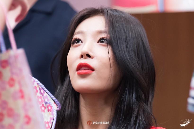 Yu Bin金宥斌哪年跟随所属女团正式出道?拥有何种气场令观者为之着迷 Yu Bin金宥斌哪年跟随所属女团正式出道?拥有何种气场令观者为之着迷?