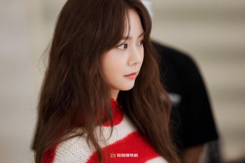 Seung Yeon韩胜妍哪年跟随所属女团正式出道?展现出怎样不俗的唱功 Seung Yeon韩胜妍哪年跟随所属女团正式出道?展现出怎样不俗的唱功?