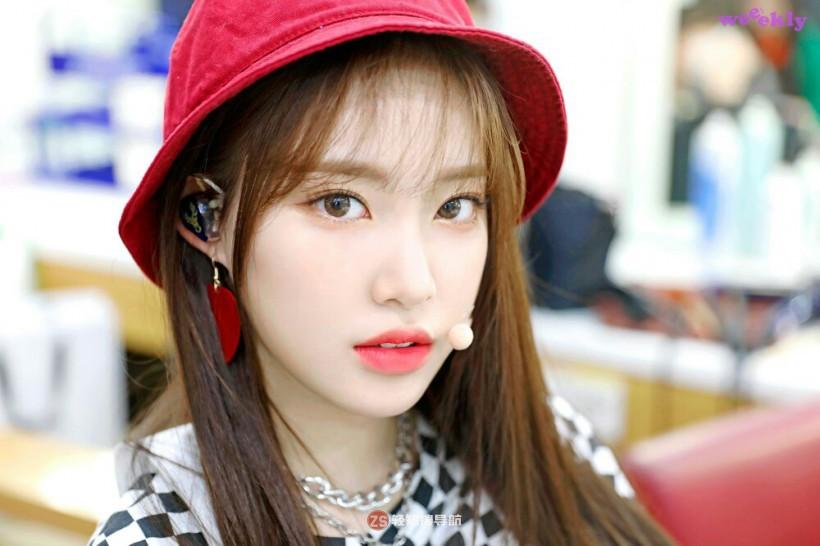 Zoa赵慧洹隶属哪个韩国女团组合成员？她在团队内部擅长哪种模仿能力