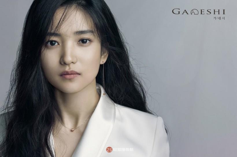 Kim Tae ri金泰梨哪年通过拍摄广告出道？具备怎样出色演技＋抢眼魅力？