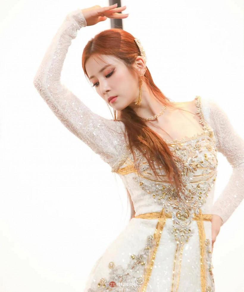 Apink经纪公司近日宣布：朴初珑与尹普美将在七月组成小分队推出新专辑