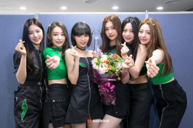 公司与金佳览讨论决定暂时中断活动，LE SSERAFIM暂以五人体制进行活动