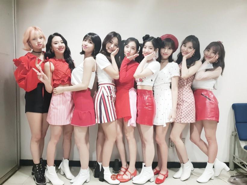 TWICE是哪个韩娱公司何时推出的女团?展现怎样的舞蹈功底和歌唱实力 TWICE是哪个韩娱公司何时推出的女团?展现怎样的舞蹈功底和歌唱实力