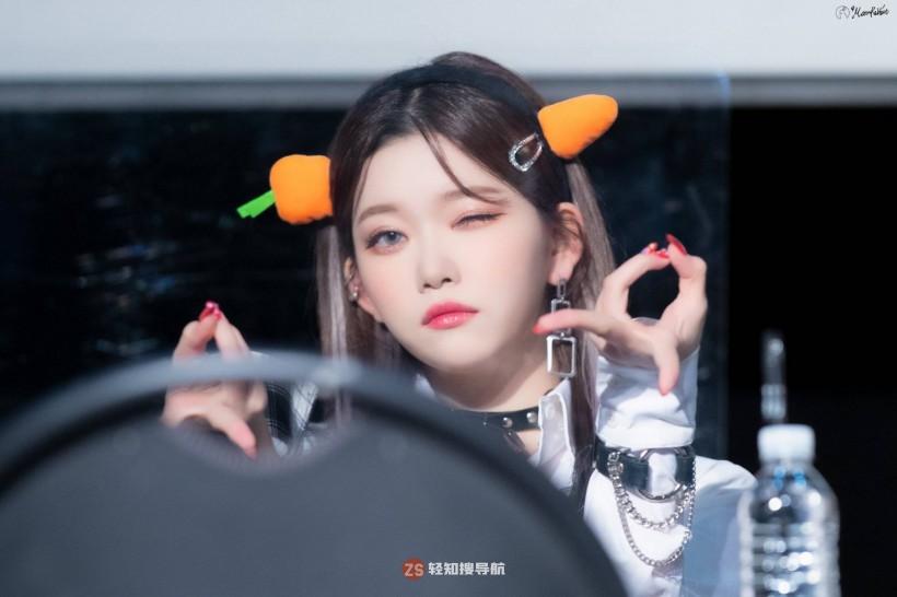 TSUKI福富月跟随哪个女团正式出道？她凭借怎样表情管理反差萌吸引人？