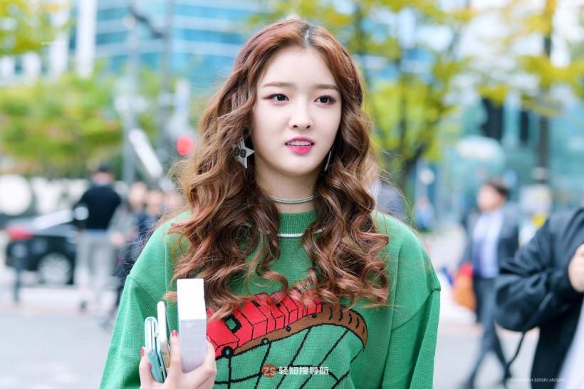 Ahn Eunjin安恩真哪年与所属女团出道？她具备怎样出色舞蹈水平和唱功？